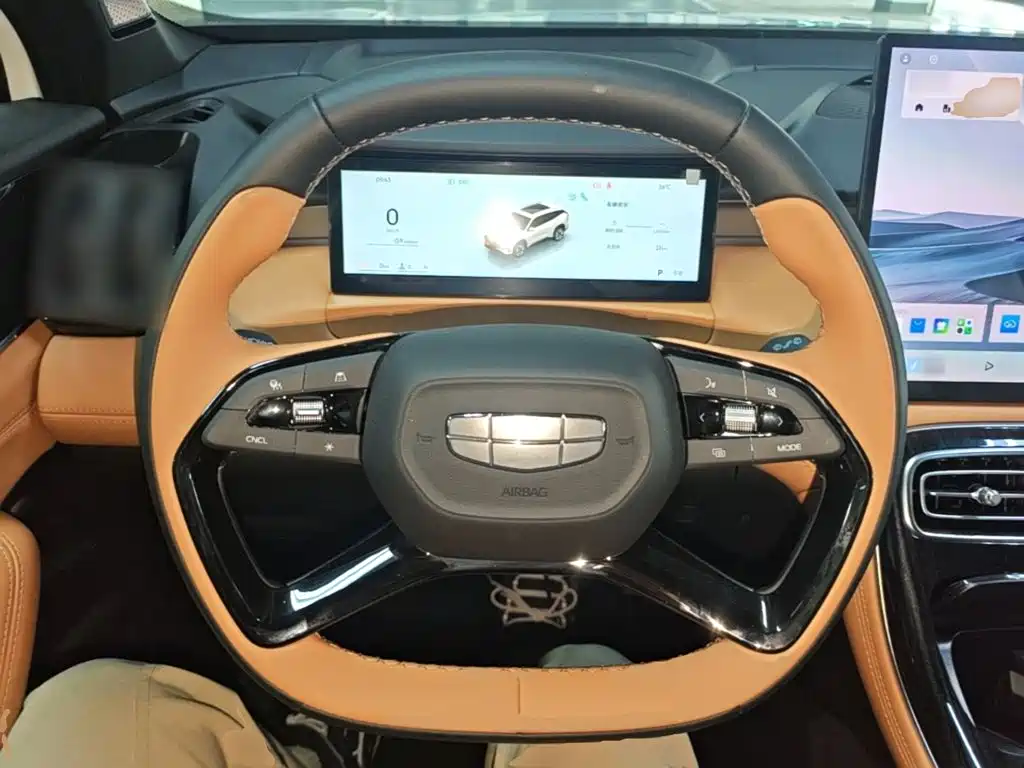Geely Boyue L — миниатюра 11