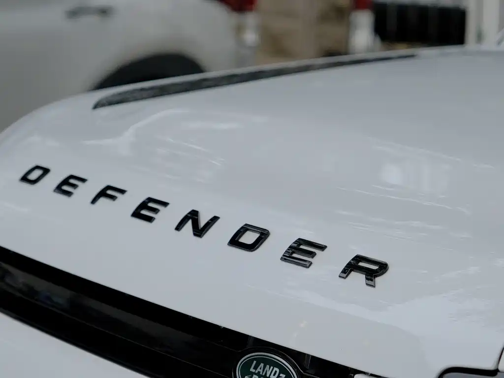 Land Rover Land Rover Defender 2024 110 3.0T P400