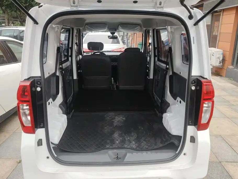 Wuling Zhiguang EV — миниатюра 4