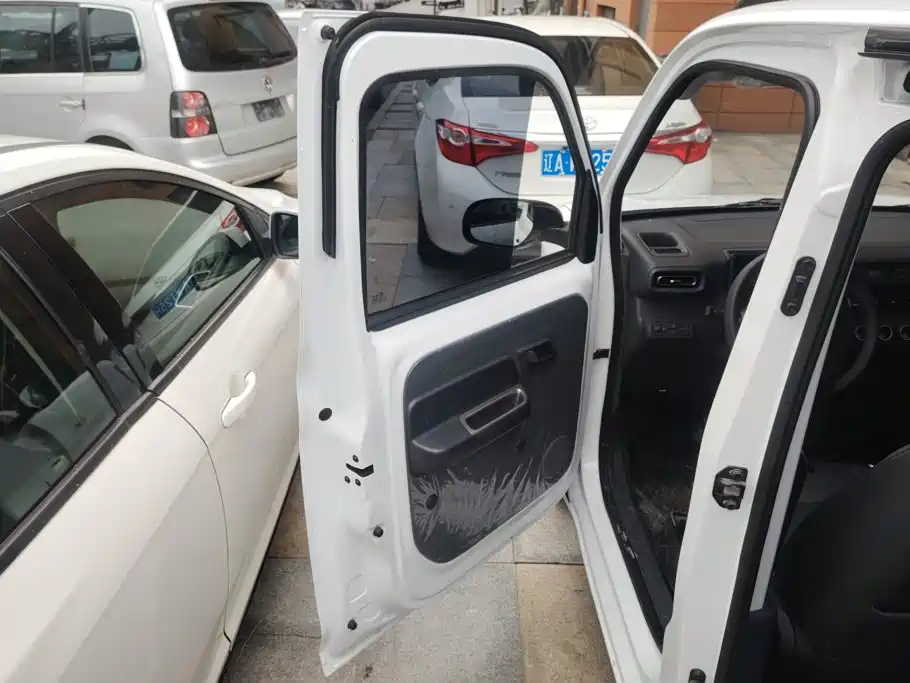 Wuling Zhiguang EV — миниатюра 7
