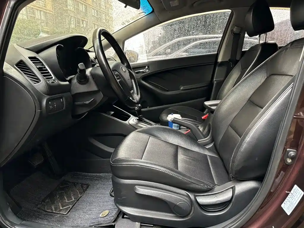 Kia K3 2013 1.6L AT GLS