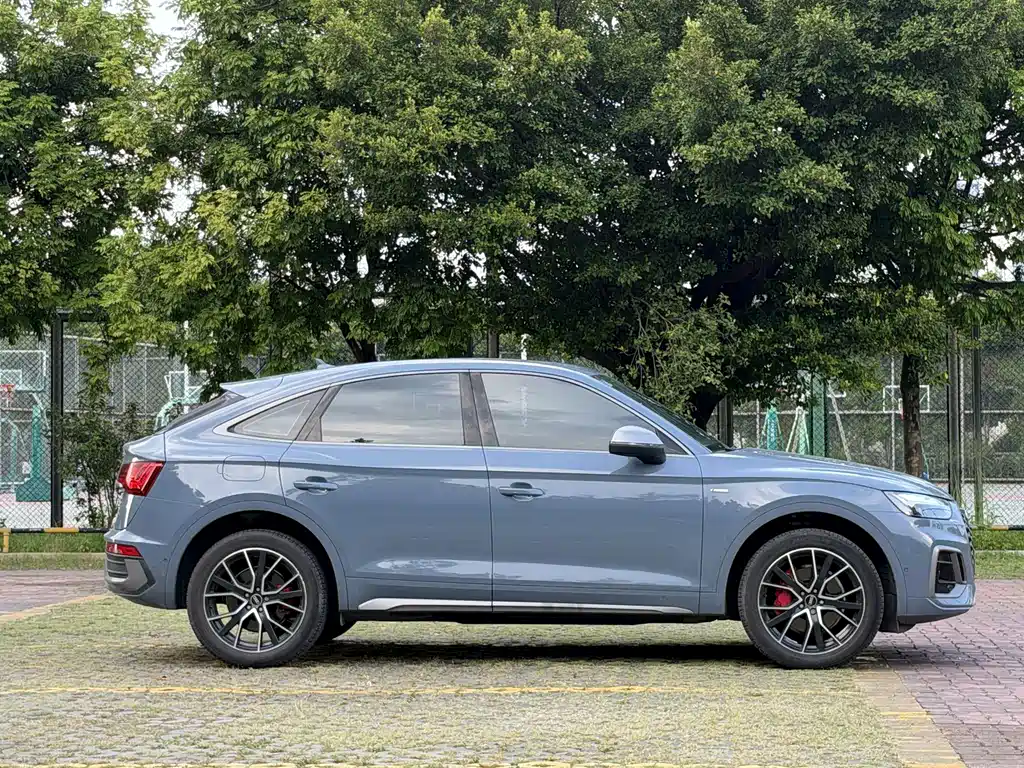 Audi Q5L Sportback — миниатюра 7