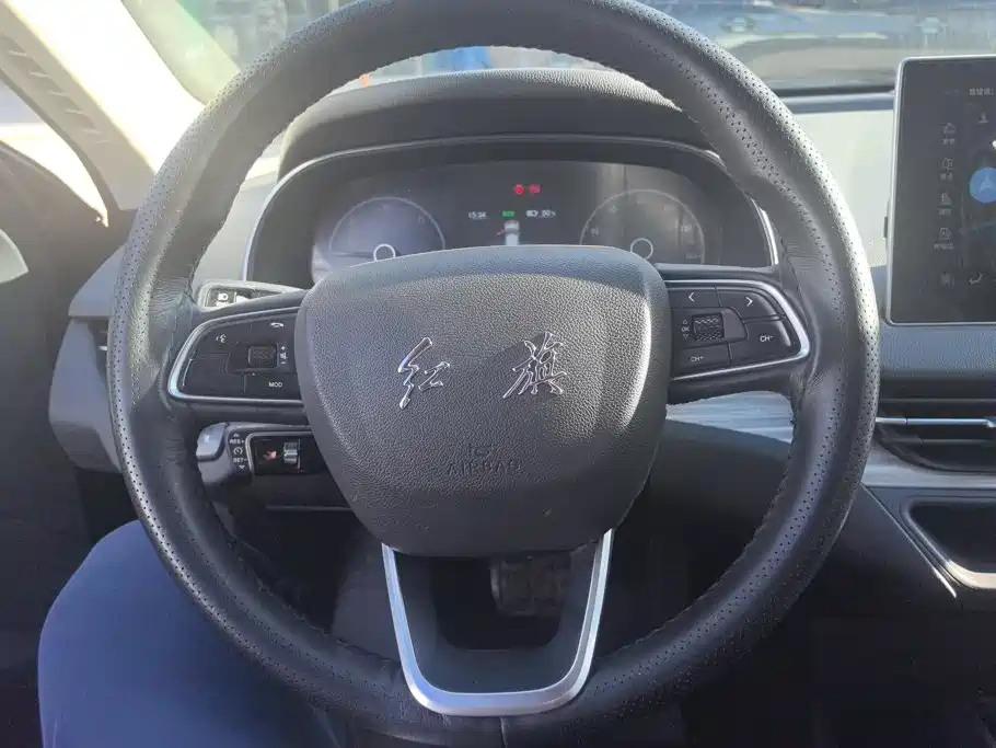 Hongqi Hongqi E-QM5 — миниатюра 15