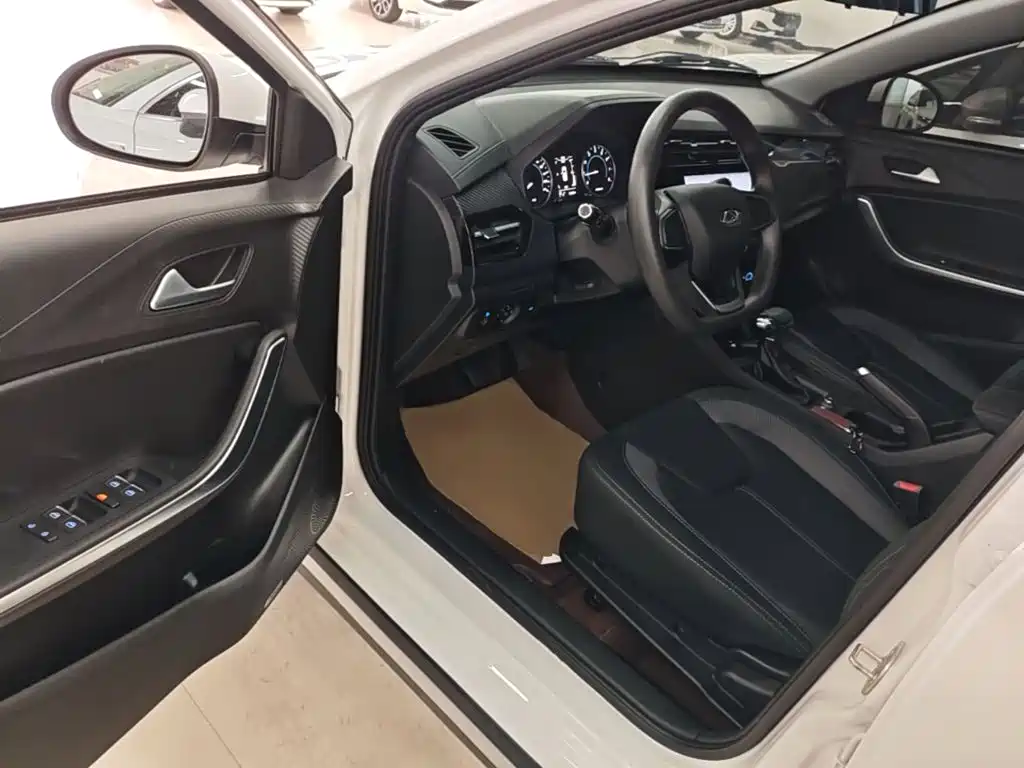 Chery Tiggo 3x — миниатюра 16