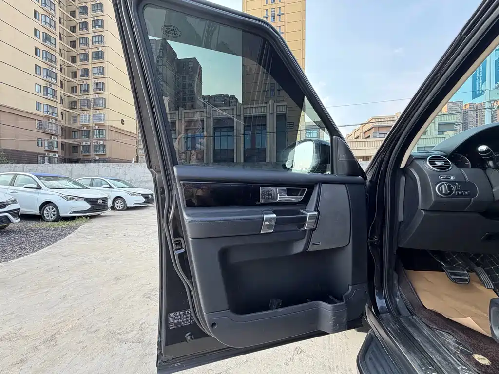 Land Rover Discovery — миниатюра 15