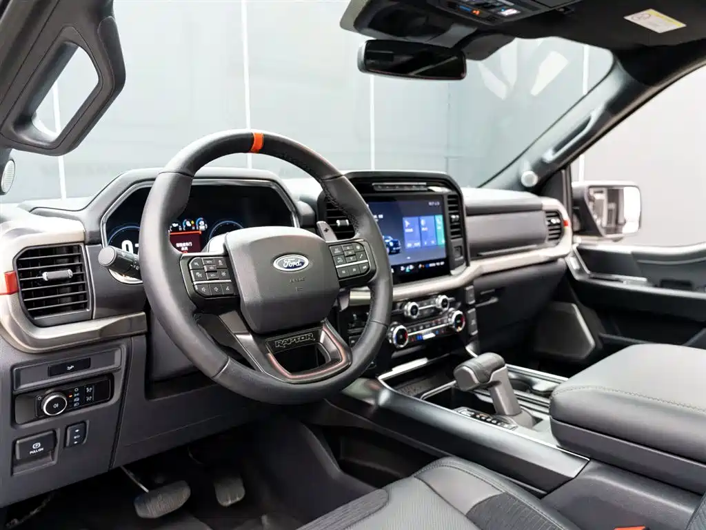 Ford F-150 2025 3.5T