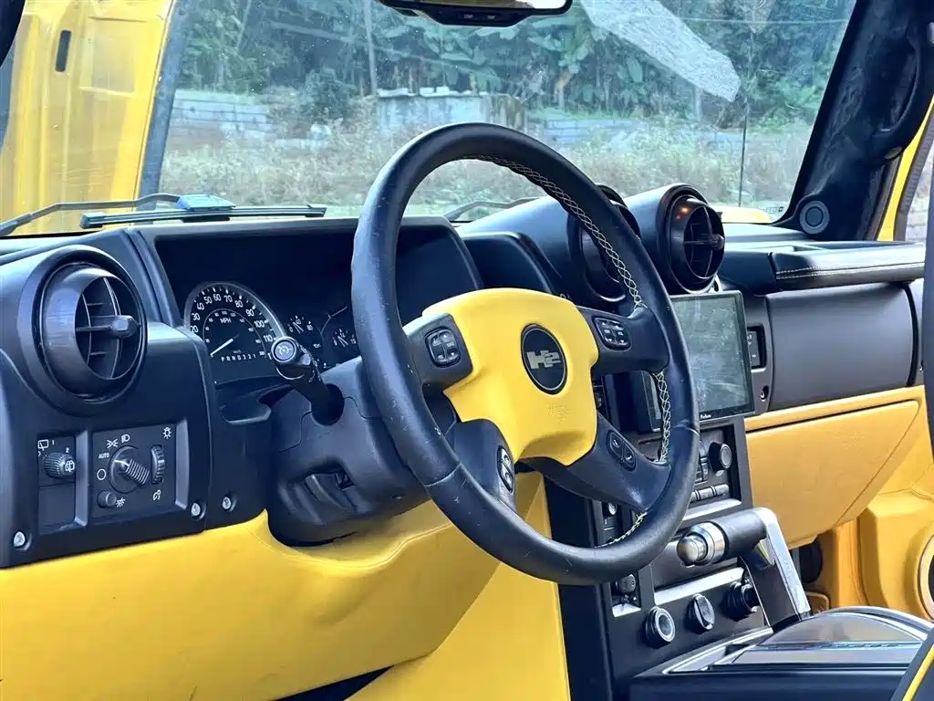 Hummer H2 2004 6.0 AT