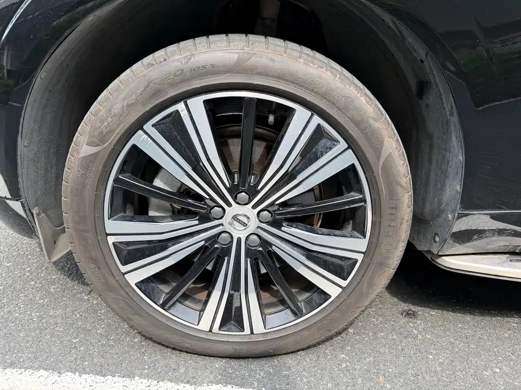 Volvo XC60 2022 T8 Luxury