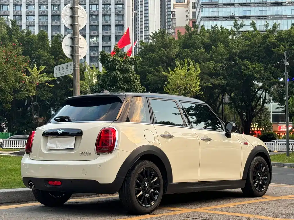 MINI Mini — миниатюра 18