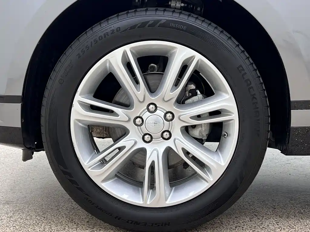 Land Rover Velar — миниатюра 30