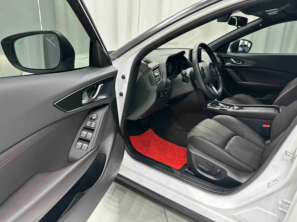 Mazda CX-4 — миниатюра 7