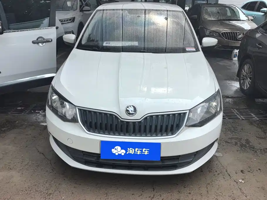 Skoda Fabia — миниатюра 2
