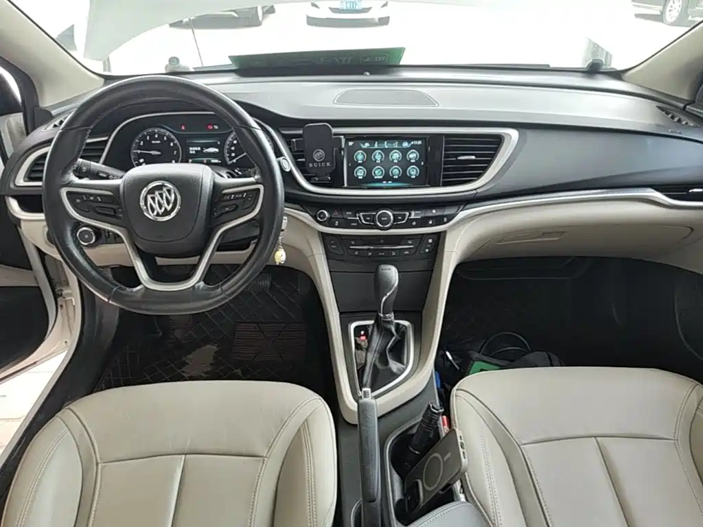 Buick Excelle — миниатюра 10