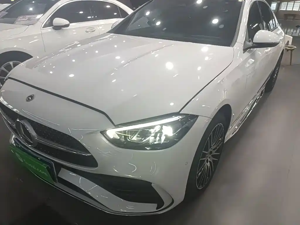 Mercedes-Benz C-Class — миниатюра 2