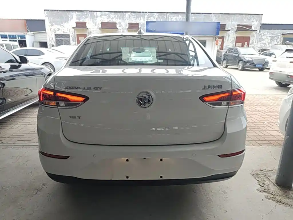Buick Excelle — миниатюра 6