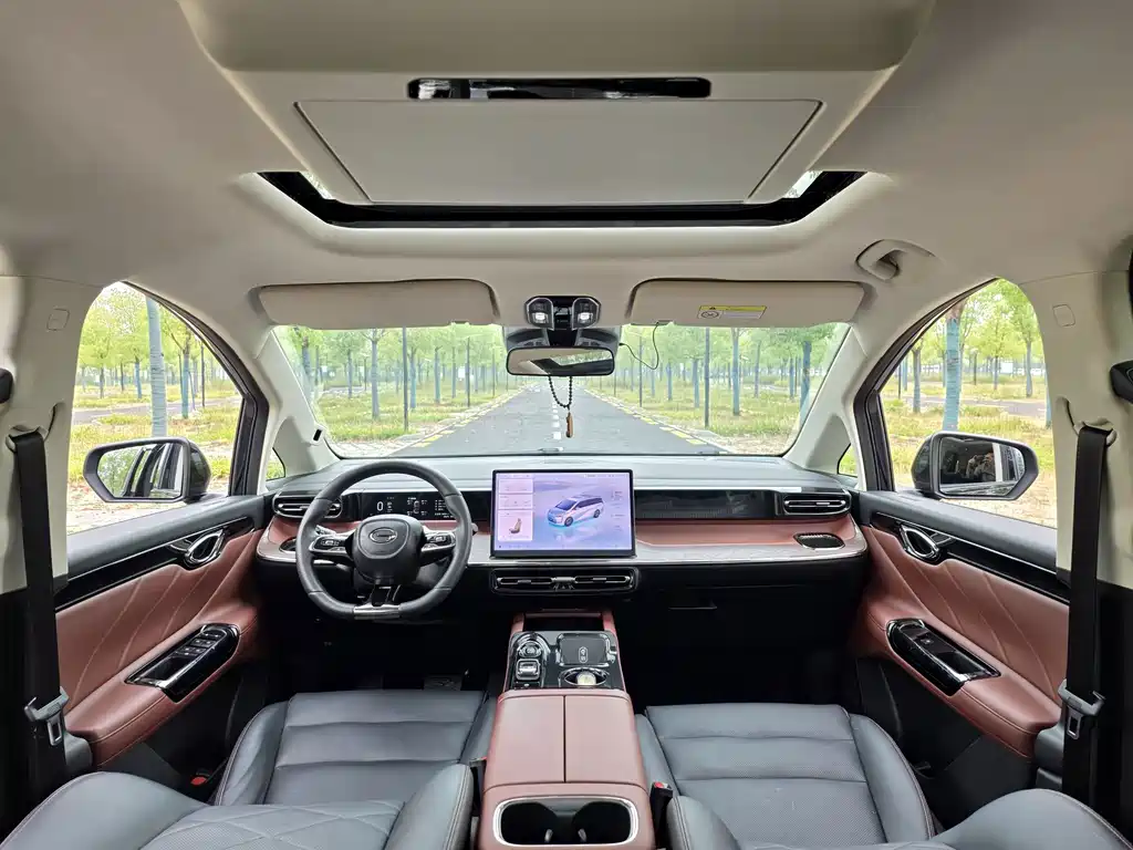 GAC Motor Trumpchi E8 PHEV — миниатюра 14