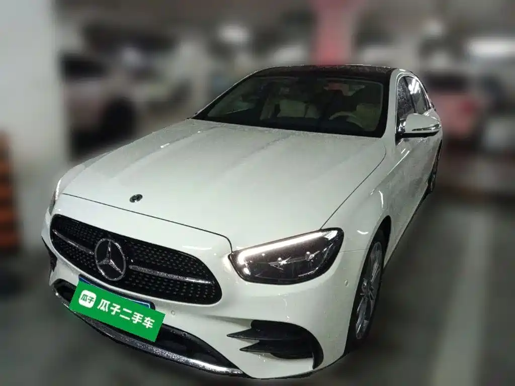 Mercedes-Benz E-Class — миниатюра 2