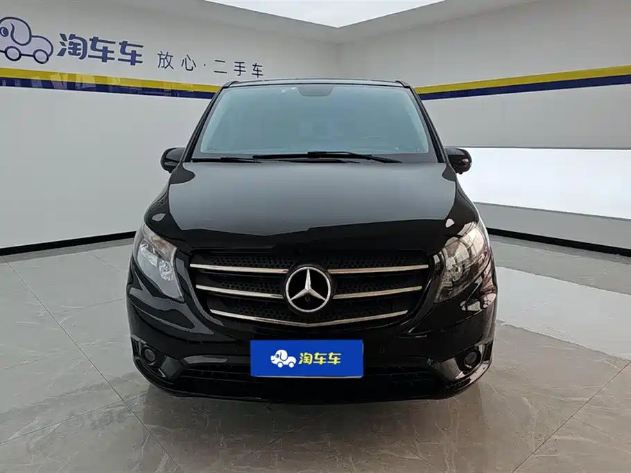 Mercedes-Benz Vito 2020 2.0T Elite 7 мест