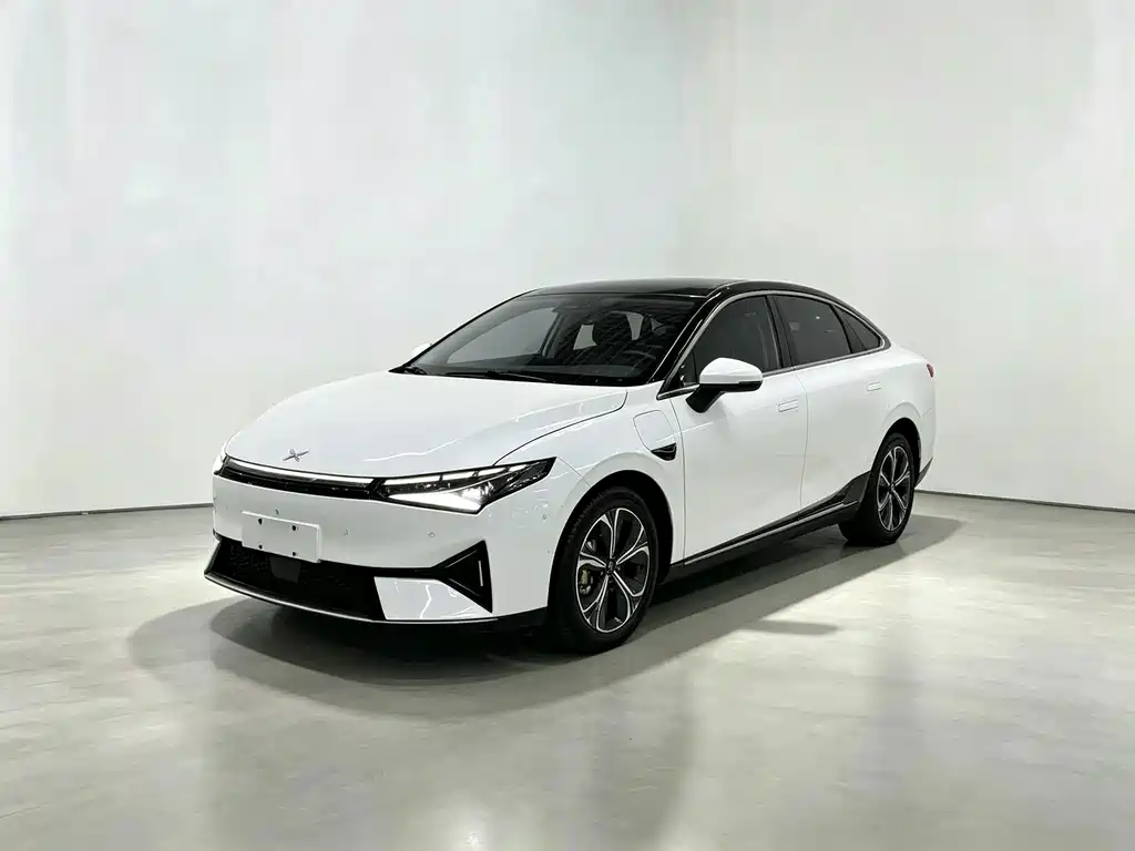 XPeng P5