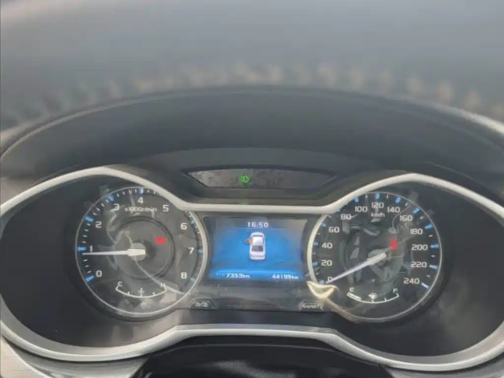 Geely Emgrand — миниатюра 5
