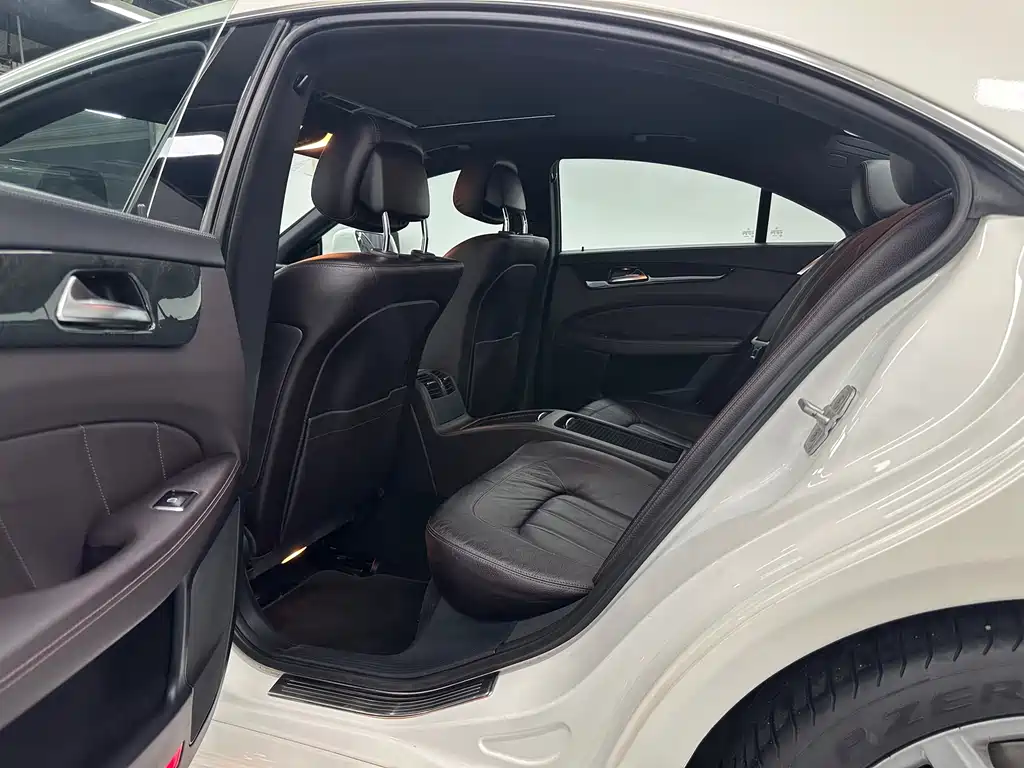 Mercedes-Benz CLS 2012 CLS 300 CGI