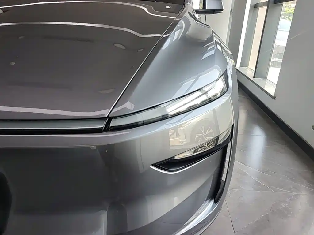 Tesla Model Y — фотографии объявления, Фото 24