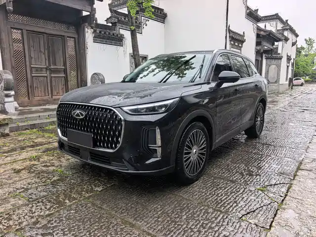 2025 Chery Tiggo 8