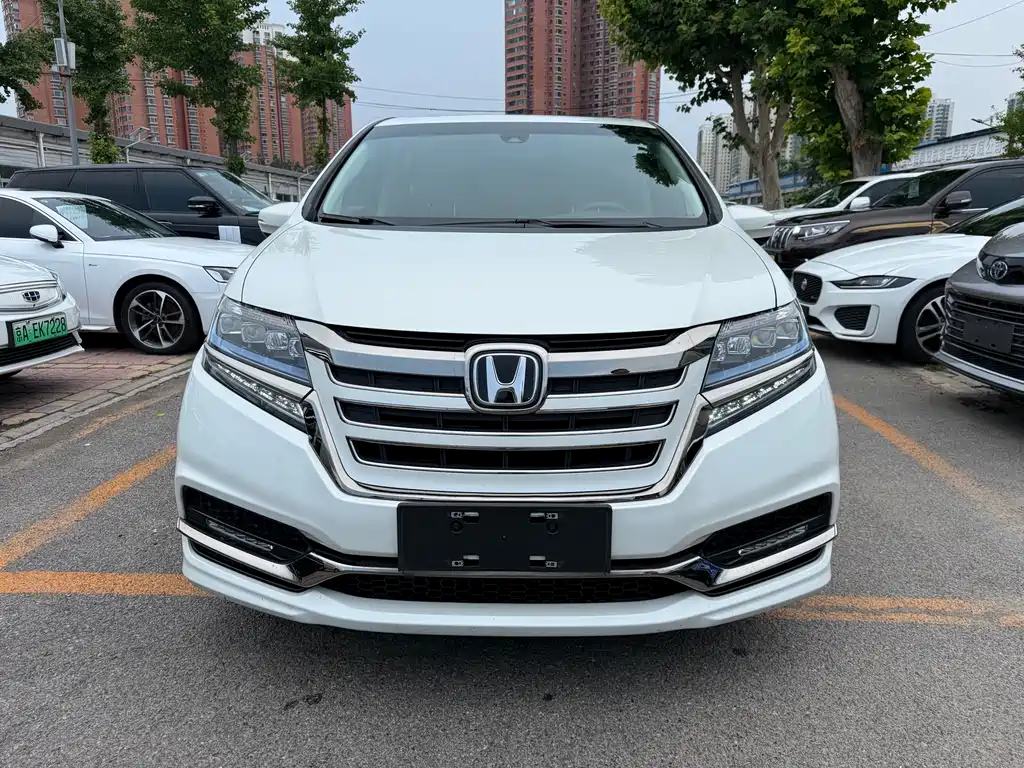 Honda Elysion 2019 2.0L Luxury