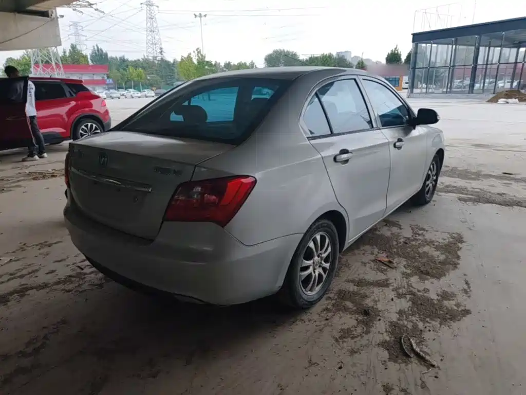 Changan V3 — миниатюра 7