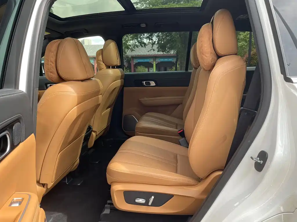 Li Auto ONE 2020 6 мест