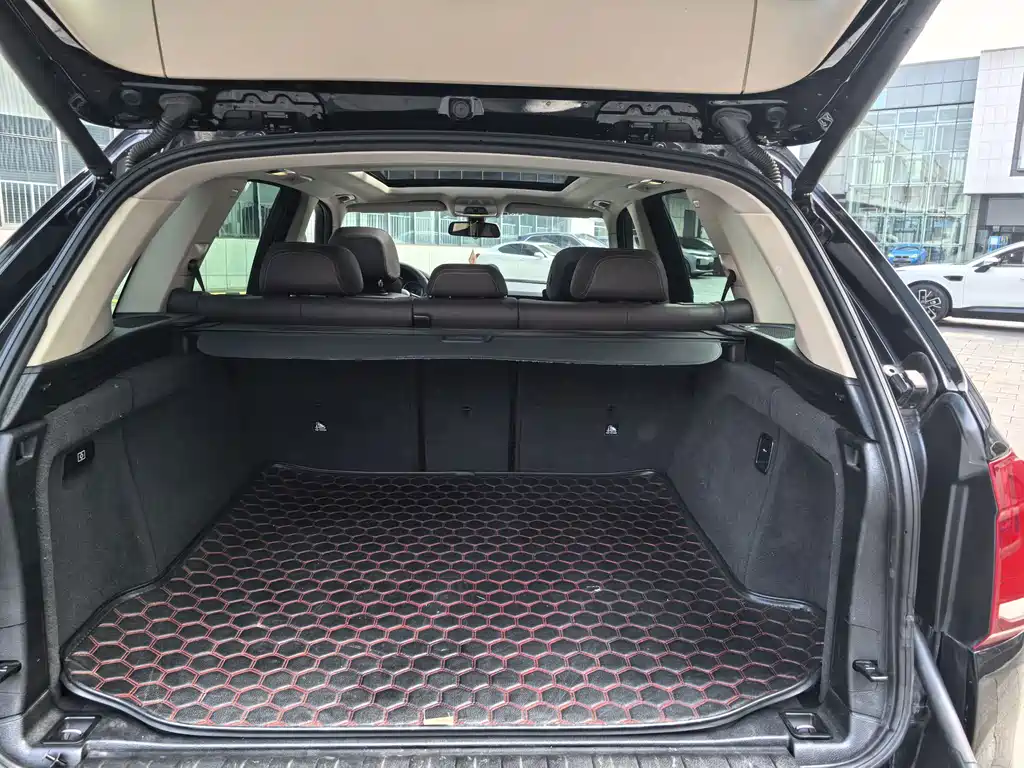 BMW X5 (Import) — миниатюра 11