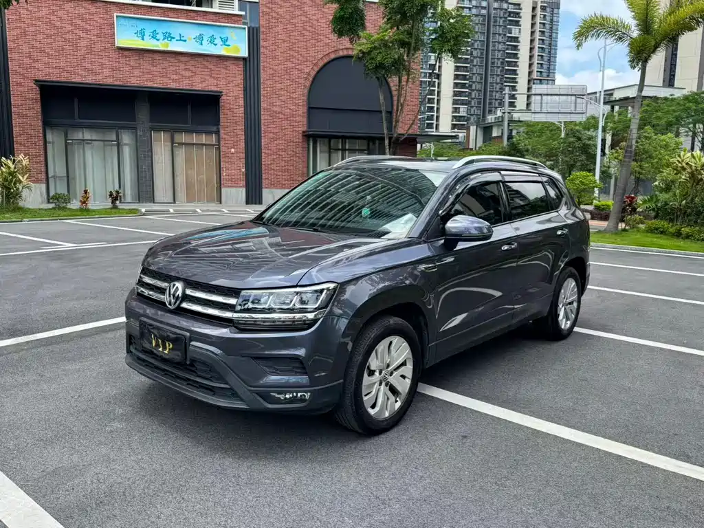 Купить Volkswagen Tharu