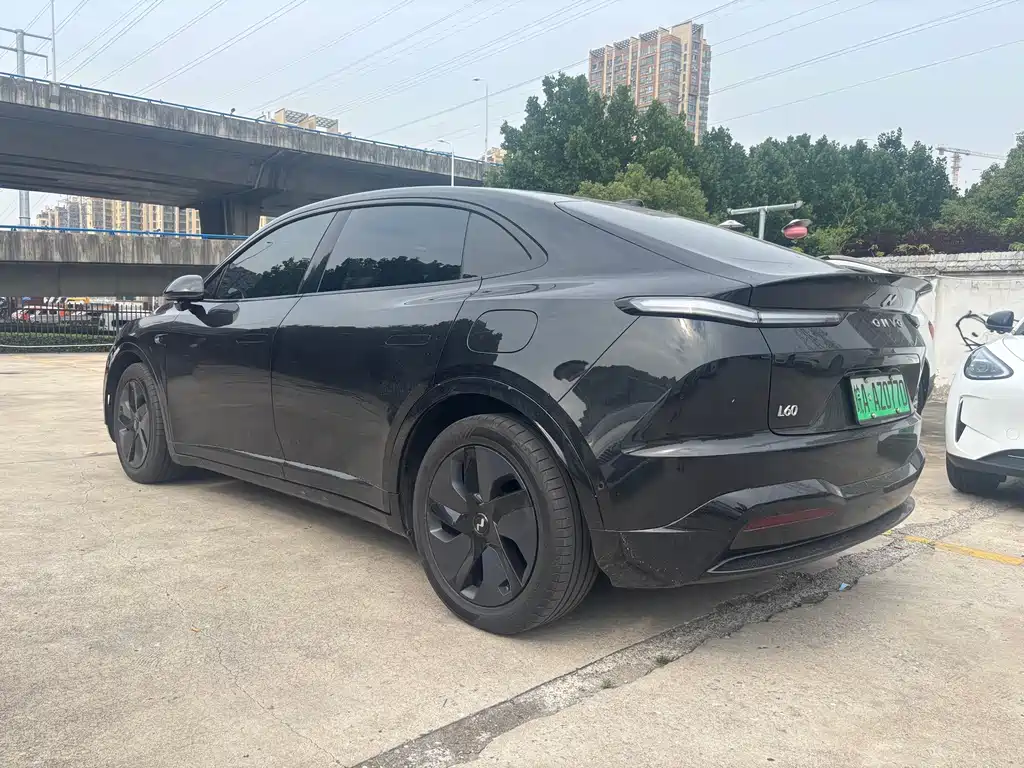 Onvo L60 2025 60kWh