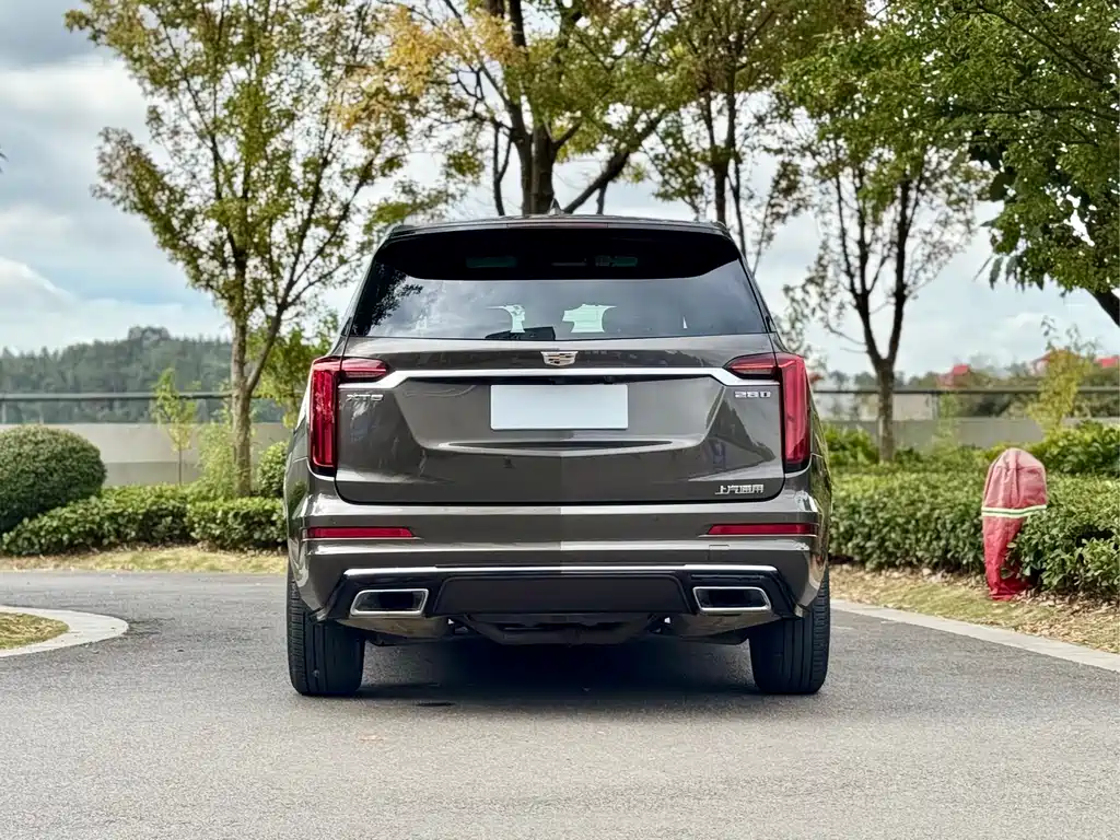 Cadillac XT6 — миниатюра 8