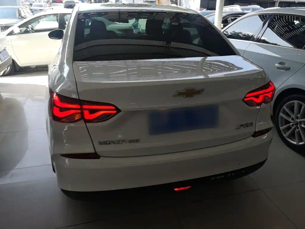 Chevrolet Monza — миниатюра 6