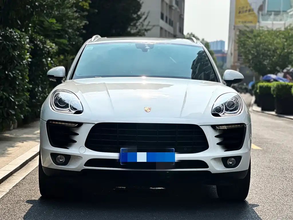 Porsche Macan — миниатюра 2
