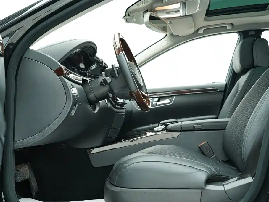 Mercedes-Benz S-Class S 2010 S 350 L 4MATIC