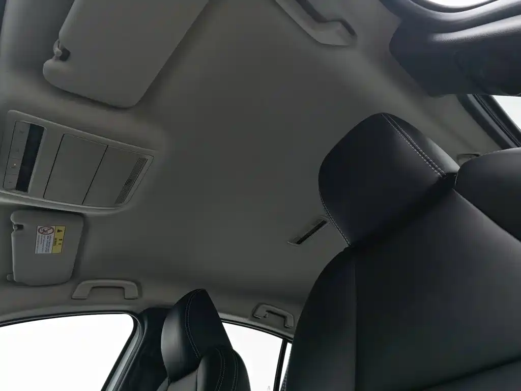 Mazda 3 Axela — миниатюра 14