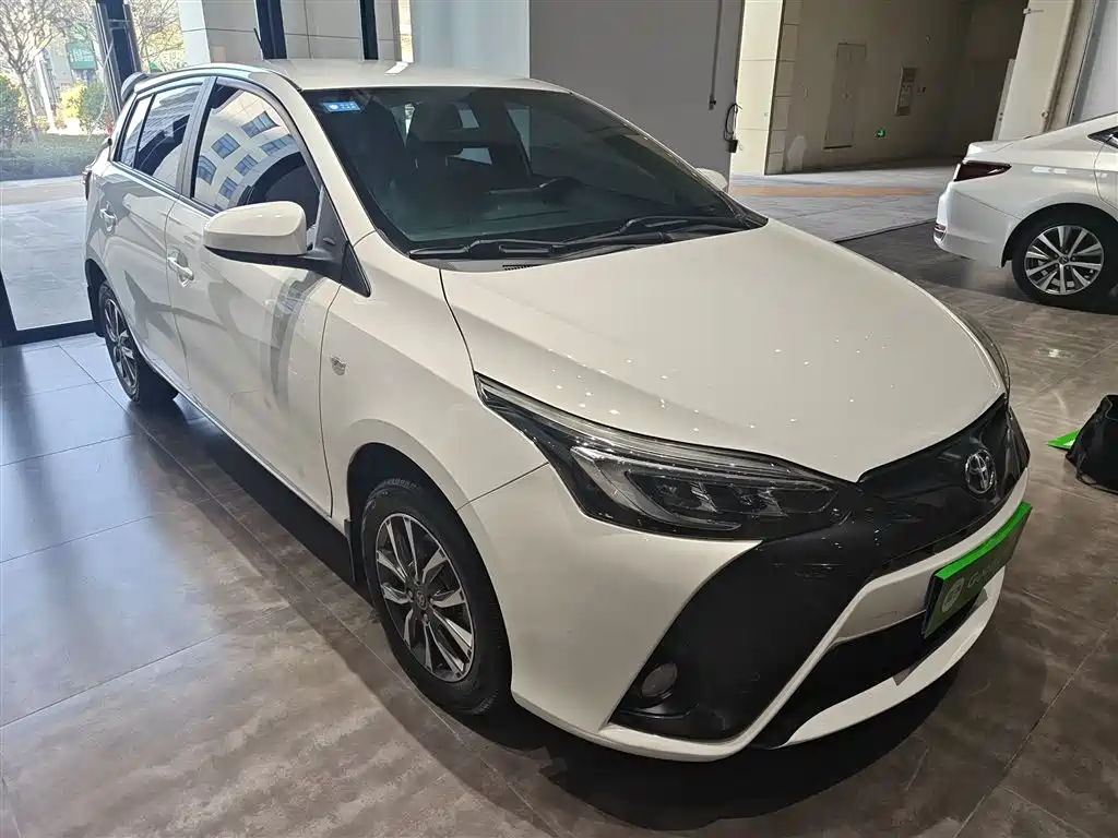 TOYOTA YARIS L ZHIXUAN