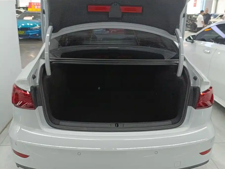 Audi A3 2020 Limousine 35 TFSI Fashion VI