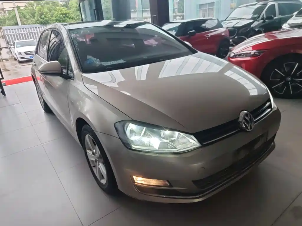 Volkswagen Golf — миниатюра 4