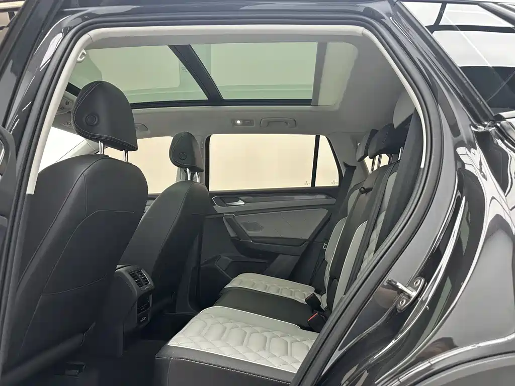 Volkswagen Tayron 2023 280TSI Luxury Plus