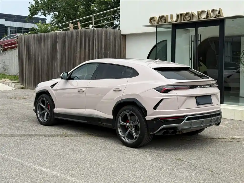 Lamborghini Urus 2018 4.0T V8