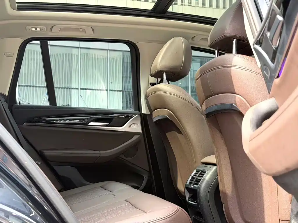 BMW X3 2022 — фото 10