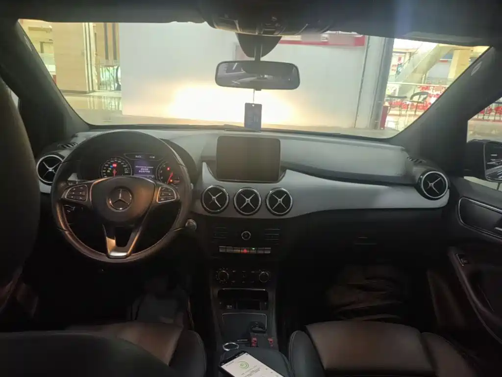 Mercedes-Benz B-Class — миниатюра 10