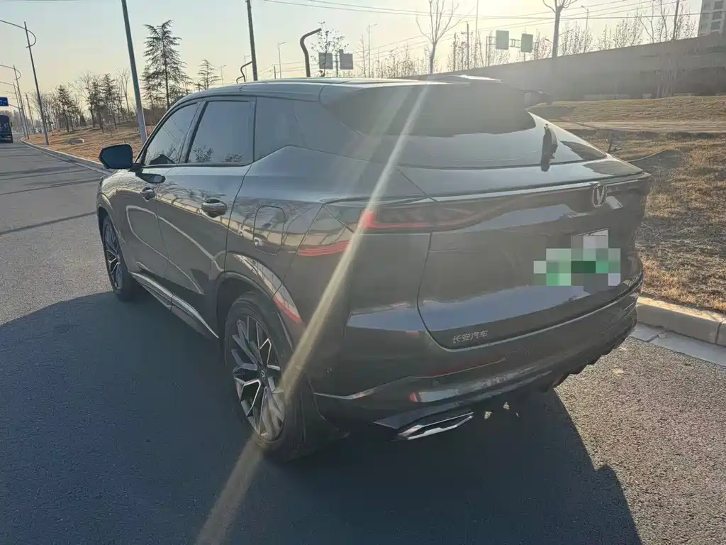 CHANGAN UNI Z NEW ENERGY