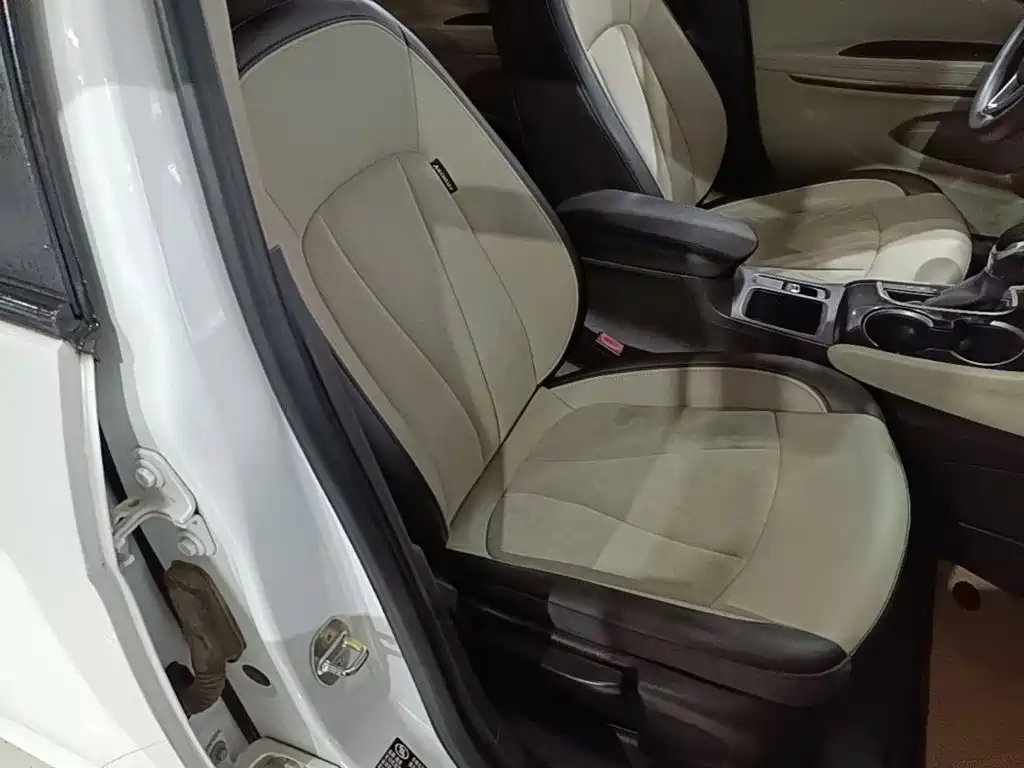 Buick Verano — миниатюра 25