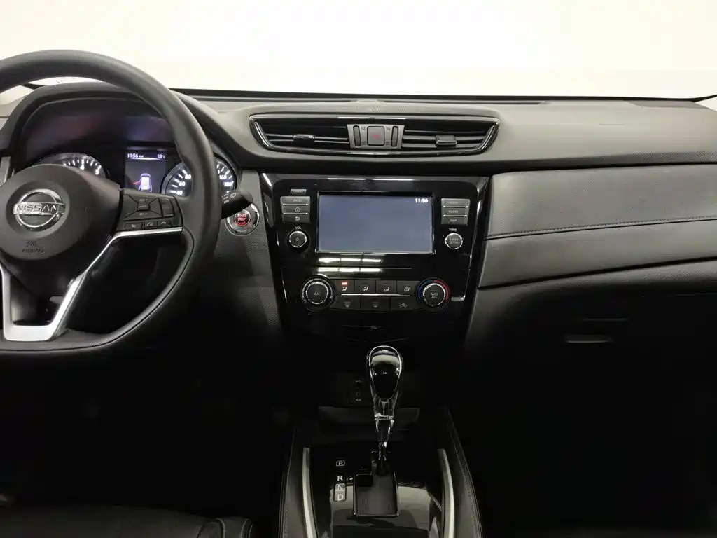 Nissan X-Trail — миниатюра 12