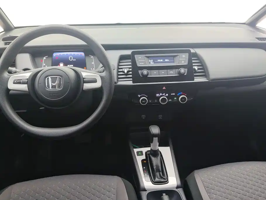 Honda Fit — миниатюра 12