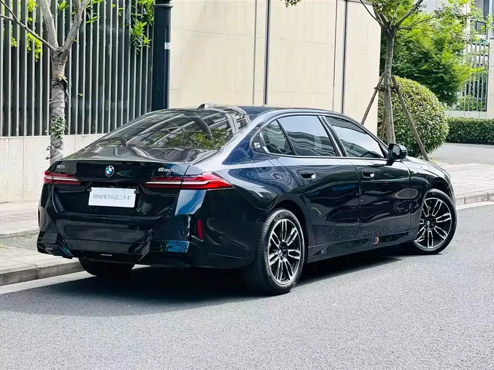 BMW 5 Series 5 2025 530Li Lead M Sport